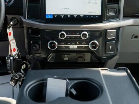 Used 2025 Ford F150 XLT w/ Equipment Group 301A Standard image 13