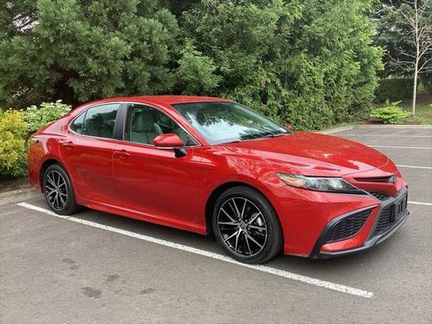 Certified 2023 Toyota Camry SE AWD/4WD image 7