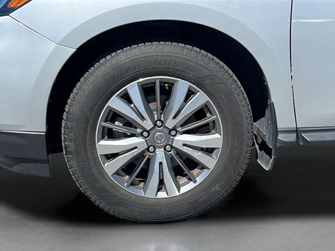 Used 2020 Nissan Pathfinder S FWD image 26