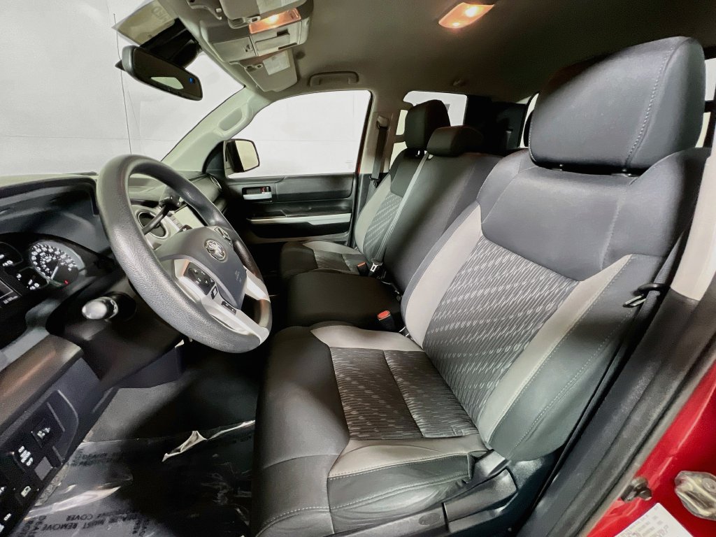 Certified 2019 Toyota Tundra SR5 AWD/4WD image 17