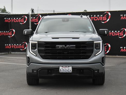 Used 2025 GMC Sierra 1500 Elevation w/ Elevation Premium Package image 2