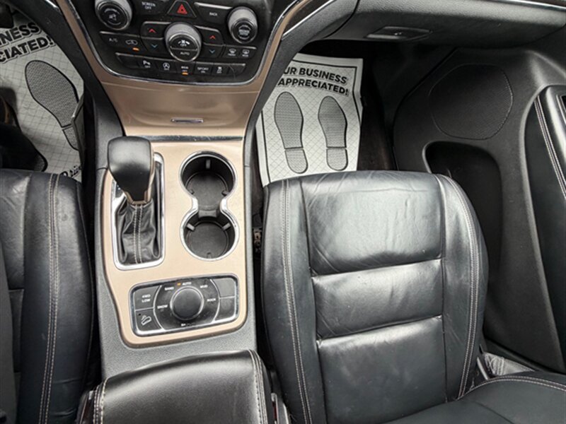 Used 2017 Jeep Grand Cherokee Limited AWD/4WD image 14