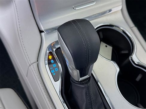 Used 2020 Jeep Grand Cherokee Summit image 17