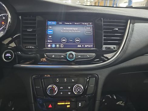 Certified 2022 Buick Encore Preferred w/ Safety Package image 23