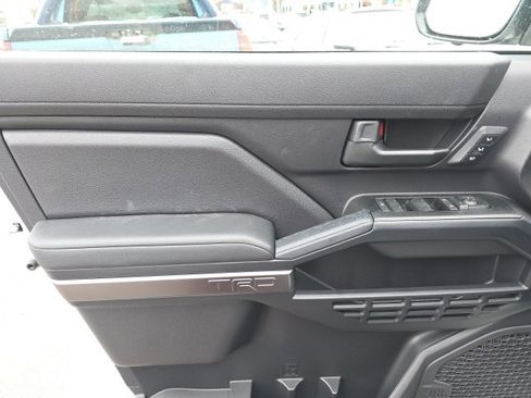 New 2025 Toyota 4Runner TRD Off-Road Premium image 15