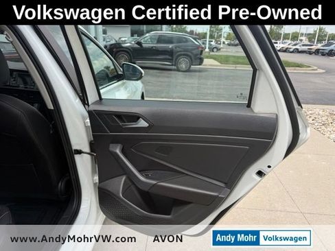 Used 2023 Volkswagen Jetta SE FWD image 18