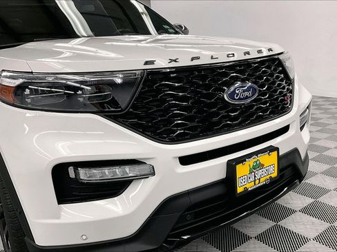 Used 2022 Ford Explorer ST w/ Equipment Group 401A AWD/4WD image 36