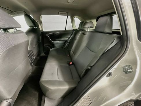 Used 2025 Toyota RAV4 LE AWD/4WD image 23