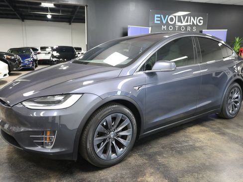 Used 2018 Tesla Model X 100D AWD/4WD image 5