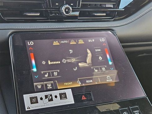 New 2026 INFINITI QX80 Autograph w/ Premium Cargo Package image 18