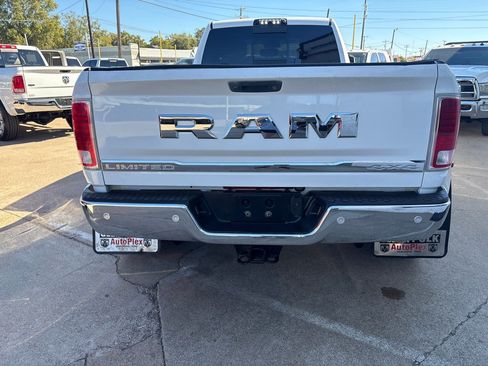 Used 2018 RAM 3500 Laramie Longhorn image 6