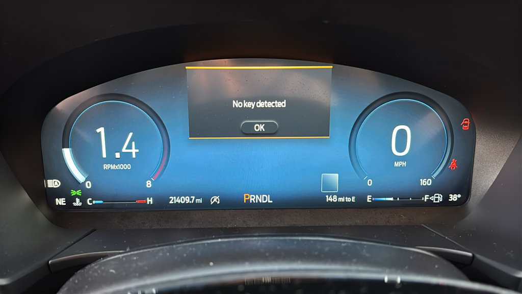 Used 2025 Ford Escape Platinum AWD/4WD image 15