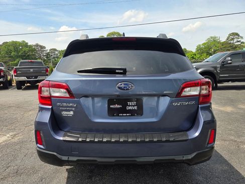 Used 2016 Subaru Outback 2.5i Limited AWD/4WD image 9