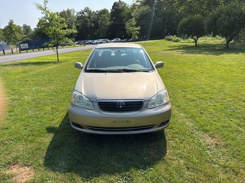 Used 2005 Toyota Corolla LE w/ Audio Value Pkg FWD image 9