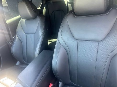 Used 2023 BMW 330i Sedan w/ Premium Package RWD image 14