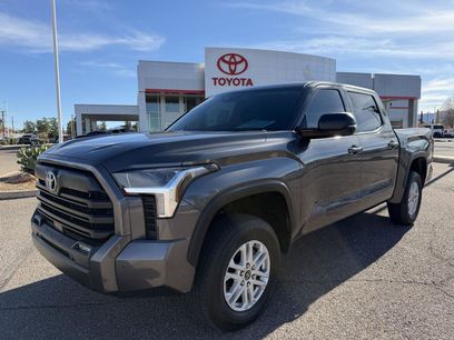 Used 2022 Toyota Tundra SR5 w/ SR5 Premium Package