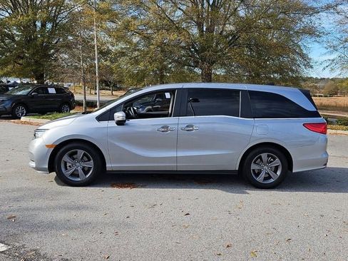 Used 2024 Honda Odyssey EX image 5