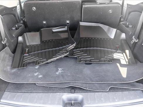 Used 2022 Nissan Pathfinder SV AWD/4WD image 26
