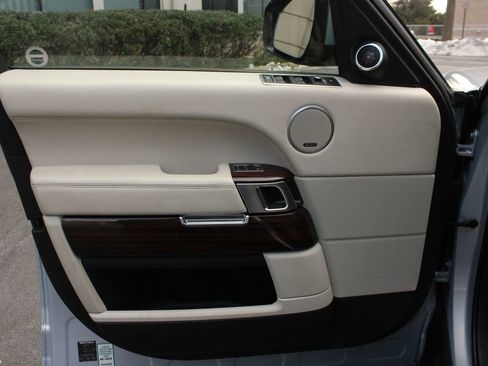 Used 2014 Land Rover Range Rover Supercharged image 15