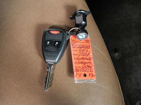 Used 2017 Jeep Wrangler Sahara image 34