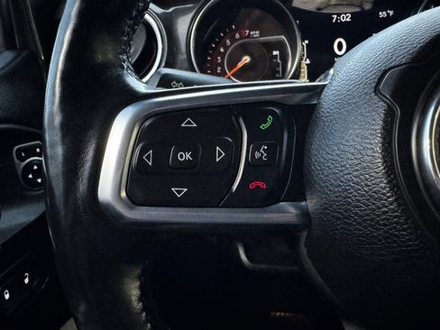 Used 2020 Jeep Wrangler Unlimited Sahara AWD/4WD image 23