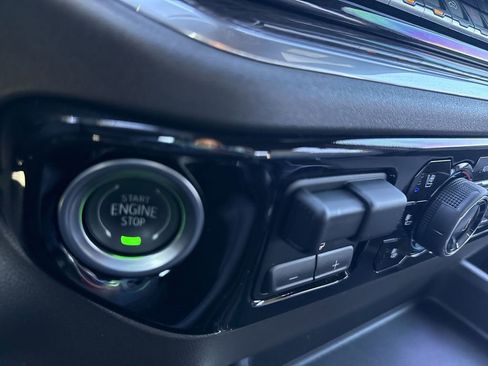 Used 2025 Chevrolet Silverado 2500 LTZ w/ LTZ Premium Package image 23