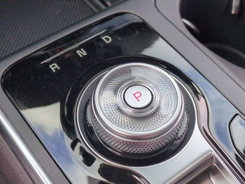 New 2026 Kia Carnival SX image 16