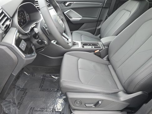 New 2025 Audi Q3 2.0T Premium image 22