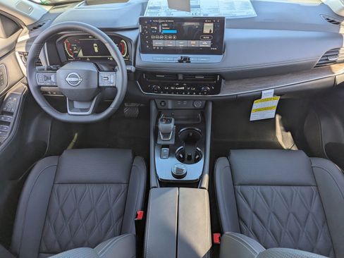 New 2026 Nissan Rogue Platinum w/ Platinum Premium Package AWD/4WD image 18