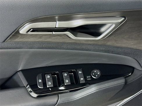 Used 2024 Kia Sportage X-Line w/ X-Line Premium Package image 18