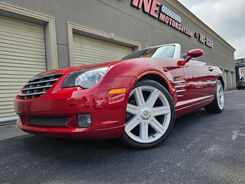 Used 2005 Chrysler Crossfire Limited image 40