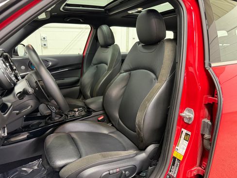 Used 2020 MINI Cooper Clubman S w/ Driver Assistance Package image 9