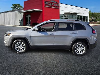 Used 2021 Jeep Cherokee Latitude w/ Mopar Interior Package