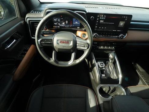 Used 2024 GMC Canyon AT4 w/ Technology Package image 15