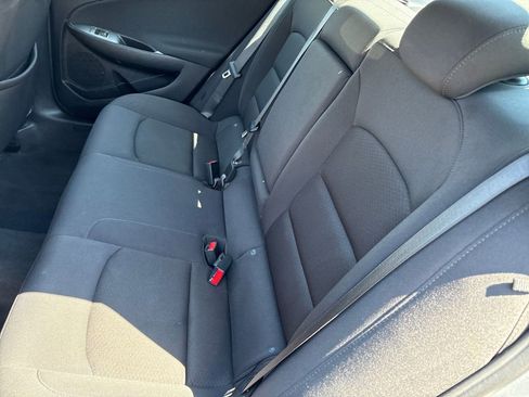 Used 2023 Chevrolet Malibu LT image 12