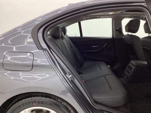 Used 2014 BMW 320i xDrive Sedan image 23