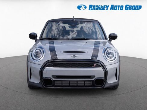 Used 2024 MINI Cooper S FWD image 5