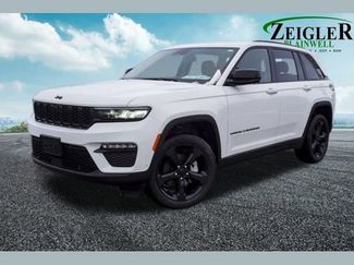 Used 2023 Jeep Grand Cherokee Limited w/ Luxury Tech Group II video 1