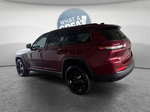 Used 2025 Jeep Grand Cherokee L Limited w/ Luxury Tech Group II image 6