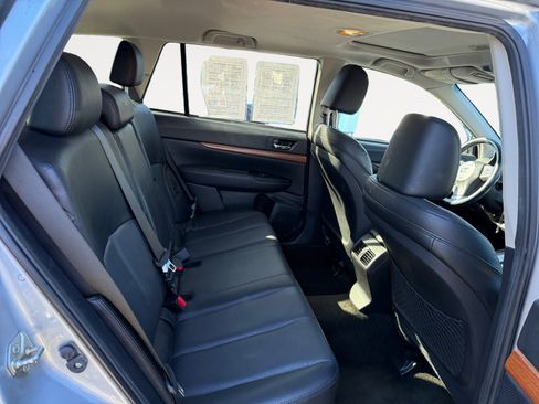 Used 2014 Subaru Outback 2.5i Limited w/ Moonroof Package image 18