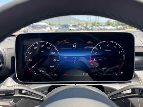 New 2025 Mercedes-Benz C 300 4MATIC Sedan image 18