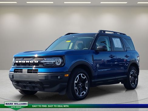 Used 2024 Ford Bronco Sport Outer Banks w/ Tech Package AWD/4WD image 8