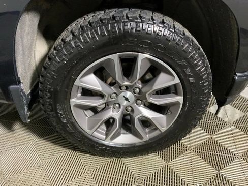 Used 2019 Chevrolet Silverado 1500 RST AWD/4WD image 13