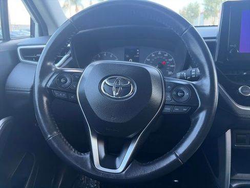 Used 2024 Toyota Corolla Cross LE AWD/4WD image 14