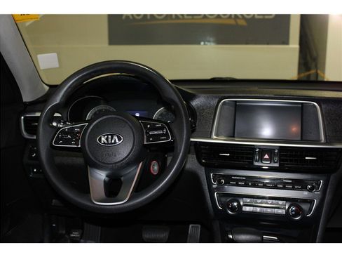 Used 2020 Kia Optima LX image 15