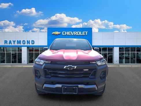 Used 2026 Chevrolet Colorado Trail Boss AWD/4WD image 8