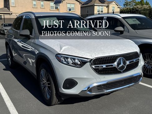 New 2026 Mercedes-Benz GLC 300 4MATIC image 1