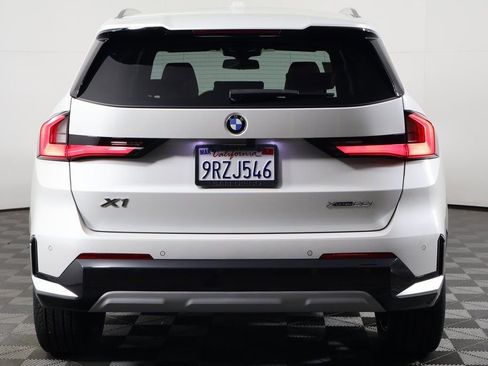 Used 2025 BMW X1 xDrive28i w/ Premium Package image 5