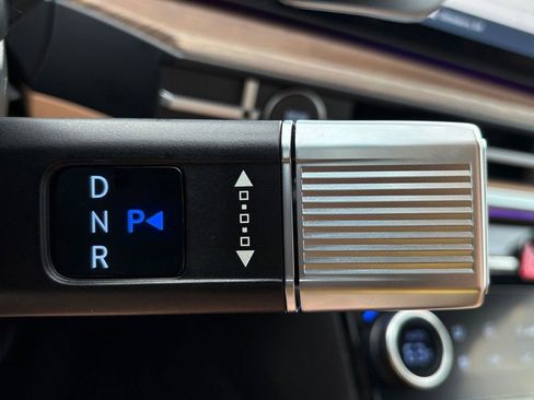 Used 2024 Hyundai Santa Fe Limited image 30