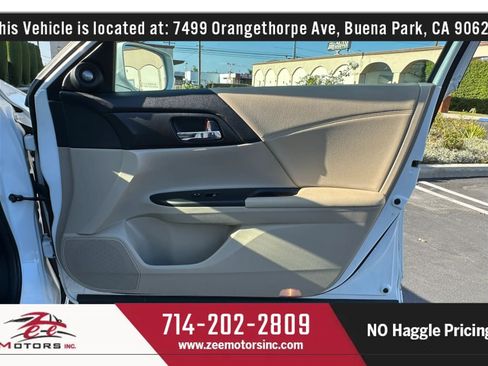 Used 2015 Honda Accord Touring image 45